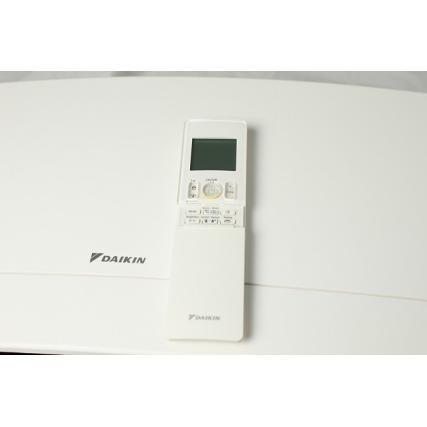 DAIKIN FTXJ50MW / RXJ50N white настенная сплит-система DAIKIN FTXJ50MW / RXJ50N white настенная сплит-система