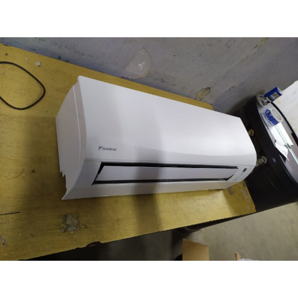 DAIKIN FTXF25C / RXF25C настенная сплит-система уценка DAIKIN FTXF25C / RXF25C настенная сплит-система уценка