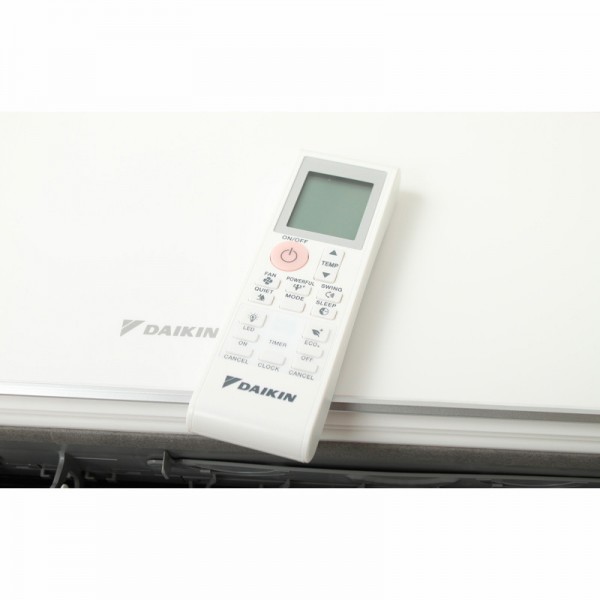 DAIKIN FTXK25AW / RXK25A настенная сплит-система DAIKIN FTXK25AW / RXK25A настенная сплит-система
