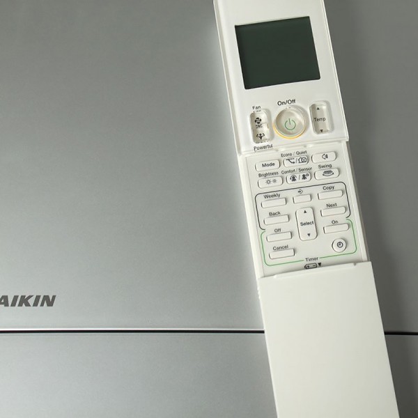 DAIKIN FTXJ35MS silver настенный блок DAIKIN FTXJ35MS silver настенный блок